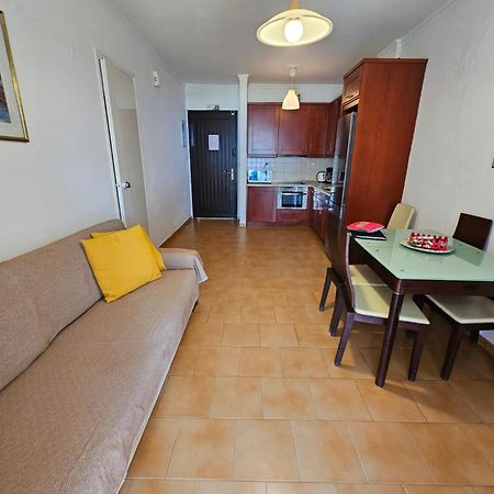 Glyfada Beachfront Apartment A3G ภายนอก รูปภาพ