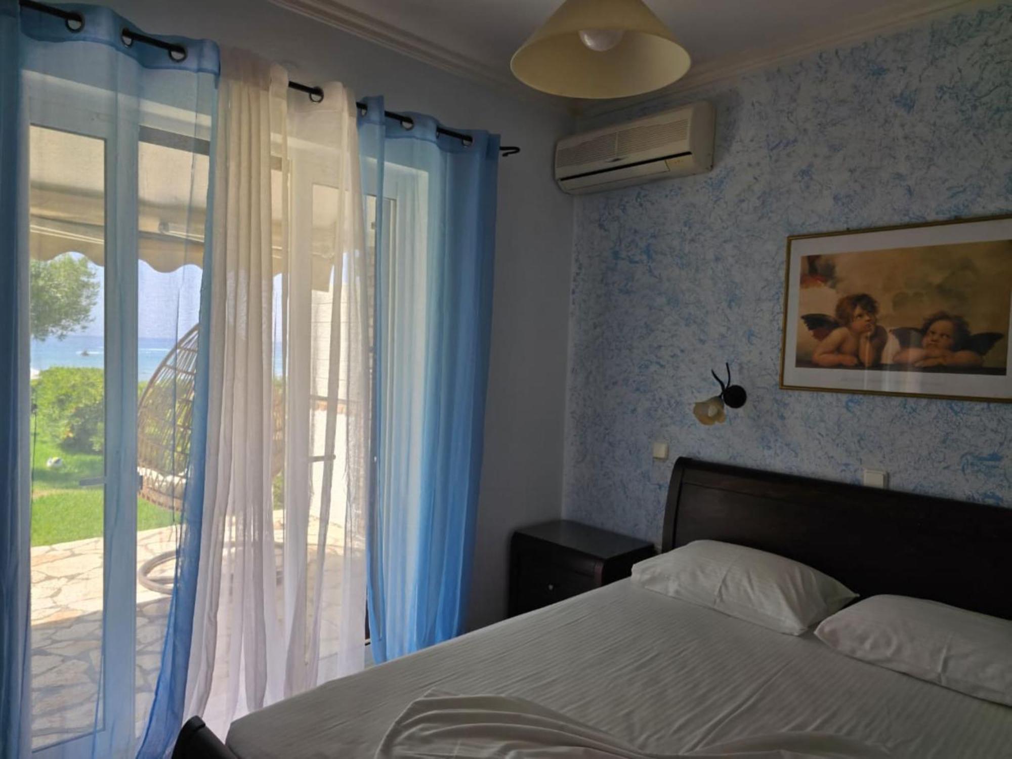 Glyfada Beachfront Apartment A3G ภายนอก รูปภาพ